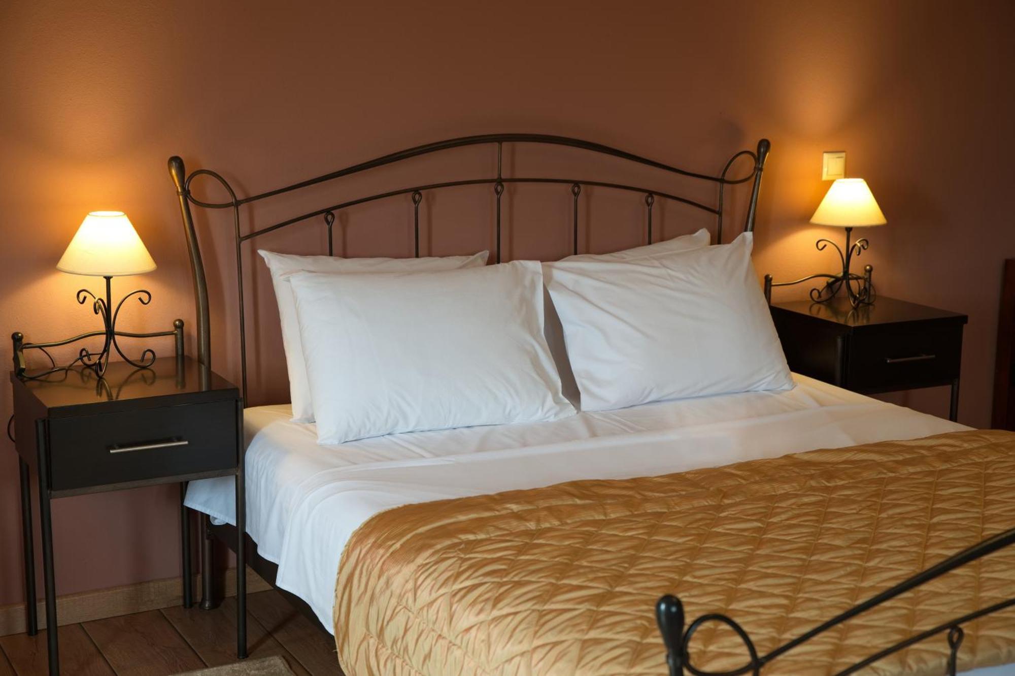 Hotel Agnanti Unique Hospitality Kastoria Buitenkant foto